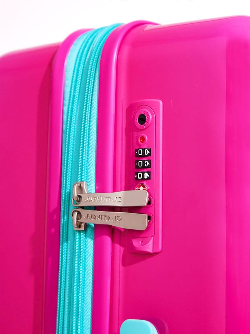 Valija carry on de 15 kilos fucsia