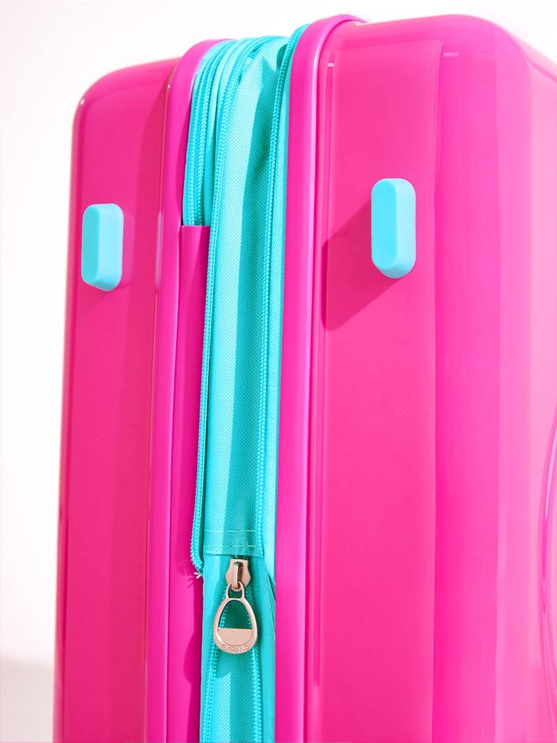 Valija carry on de 15 kilos fucsia