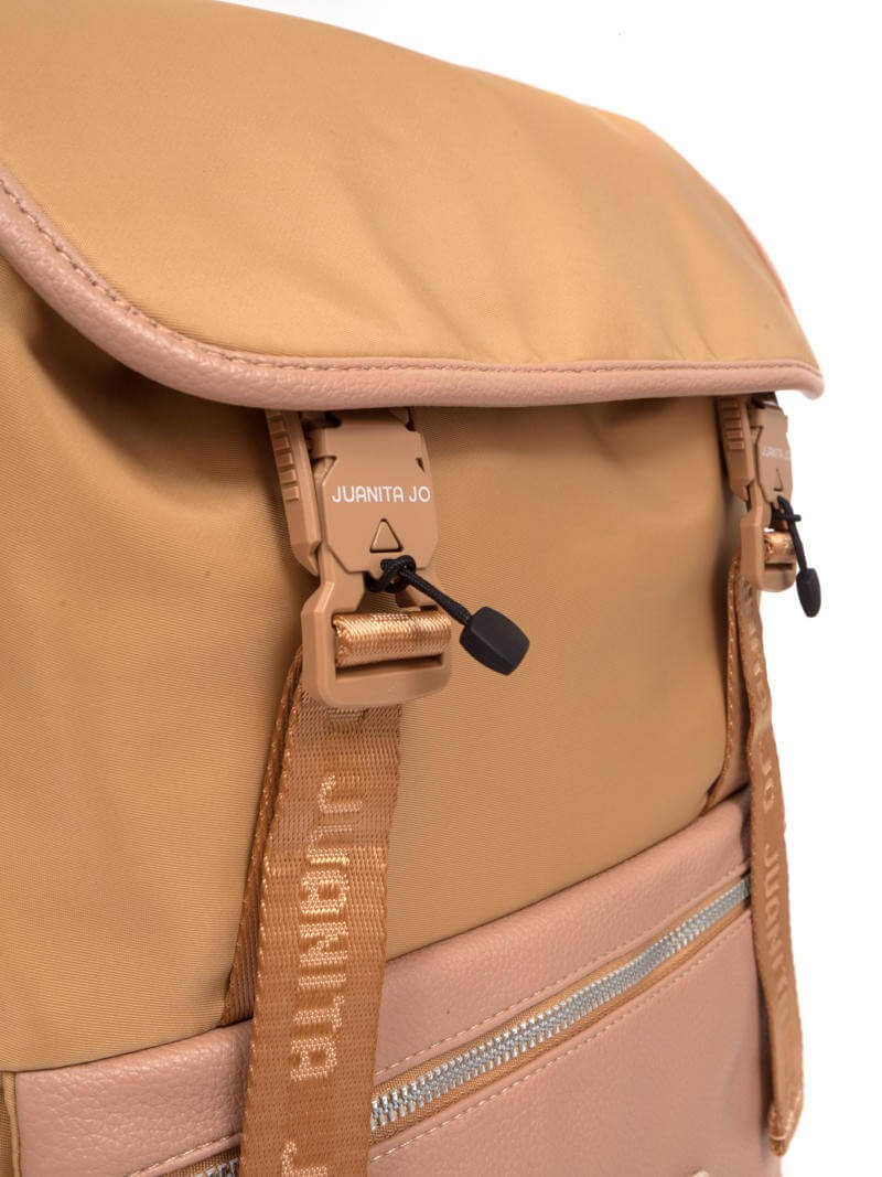 MOCHILA CAMEL MINERVA