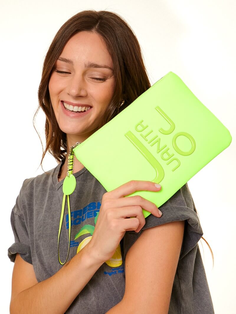 Cartera sobre lima fluor vega