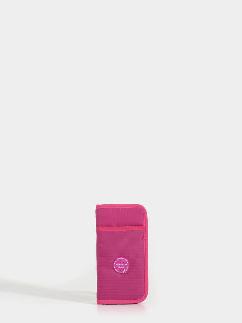 Porta pasaporte fucsia