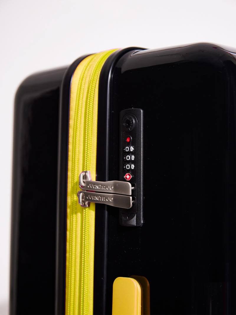 Valija Carry on de 15 Kilos negro y amarillo