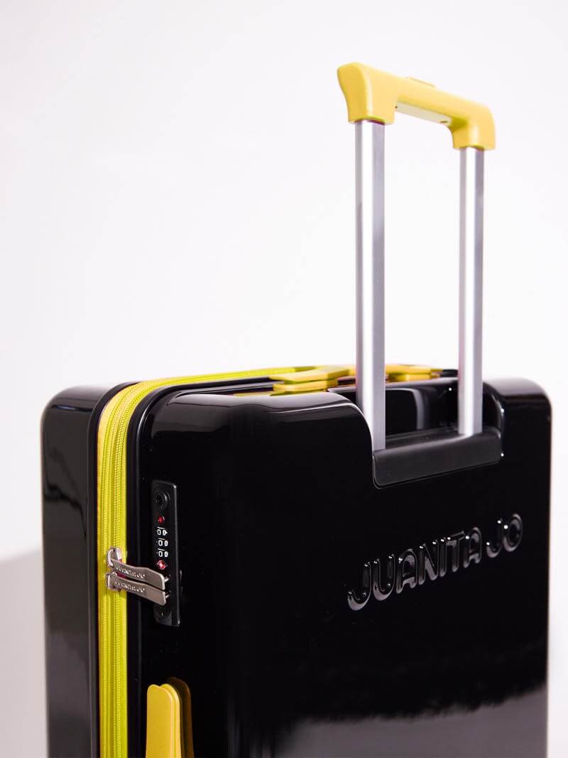 Valija Carry on de 15 Kilos negro y amarillo