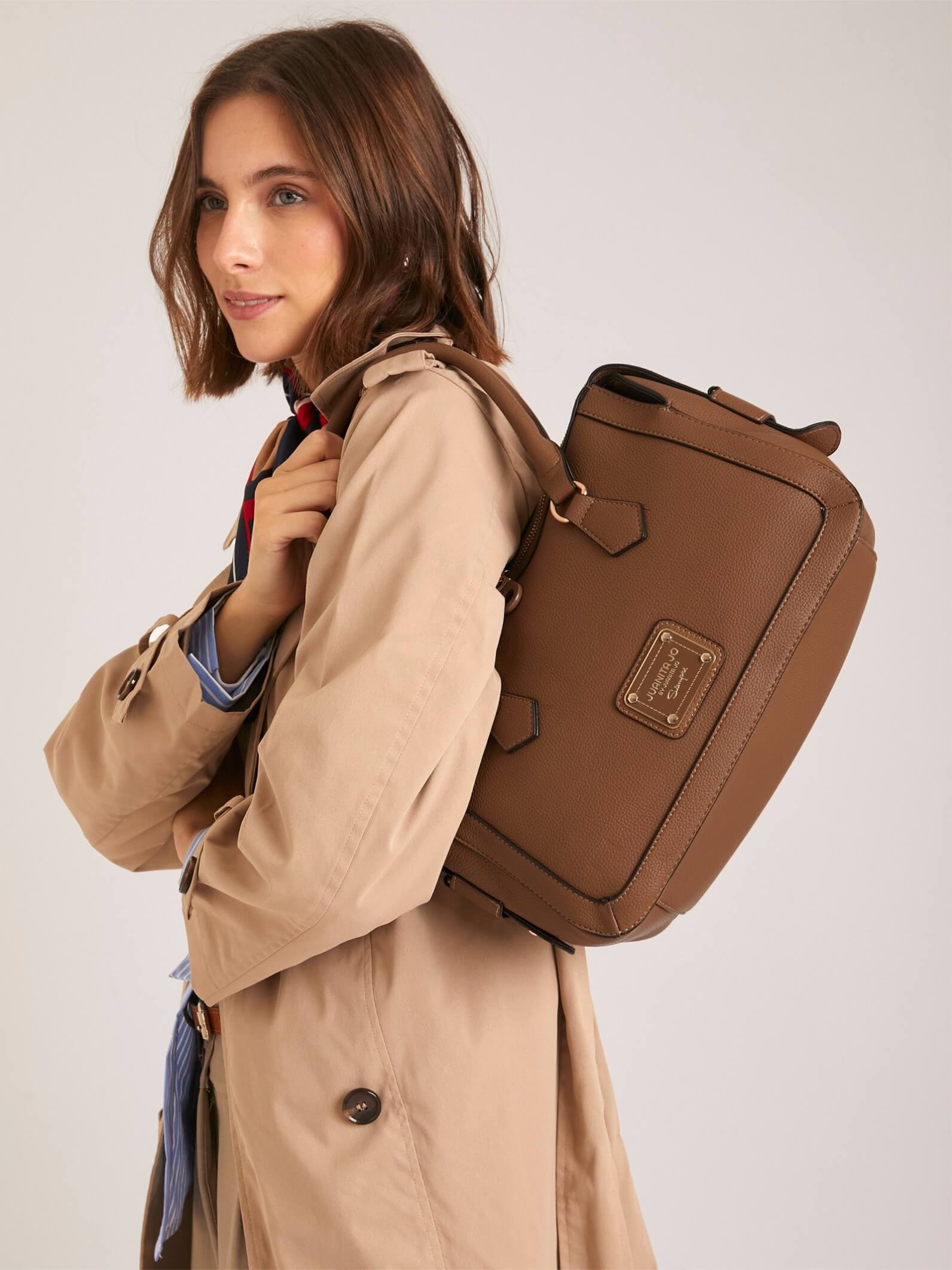 Cartera mediana marrón Aurora