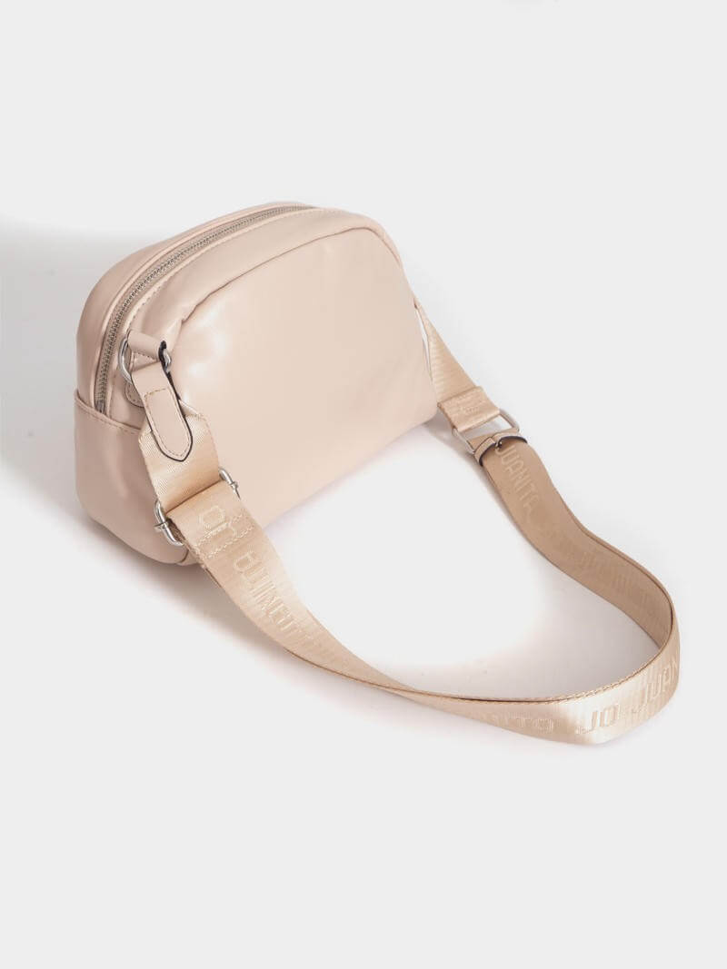 Bandolera nude Turín