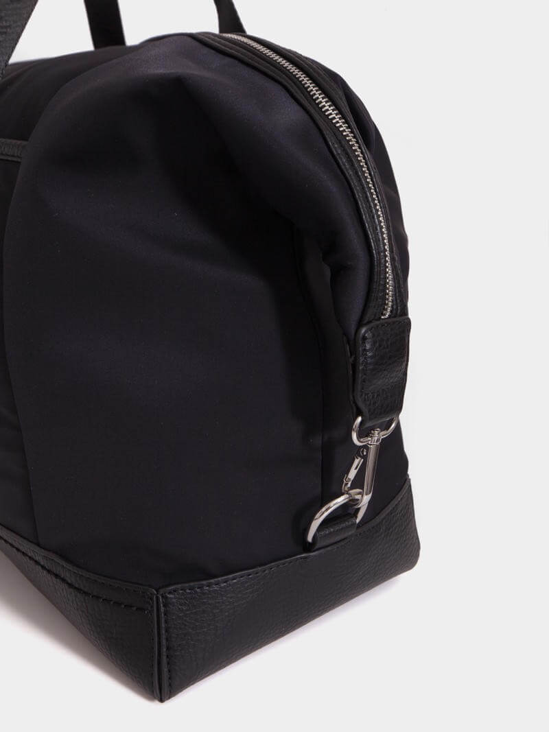 Bolso nego Boreas