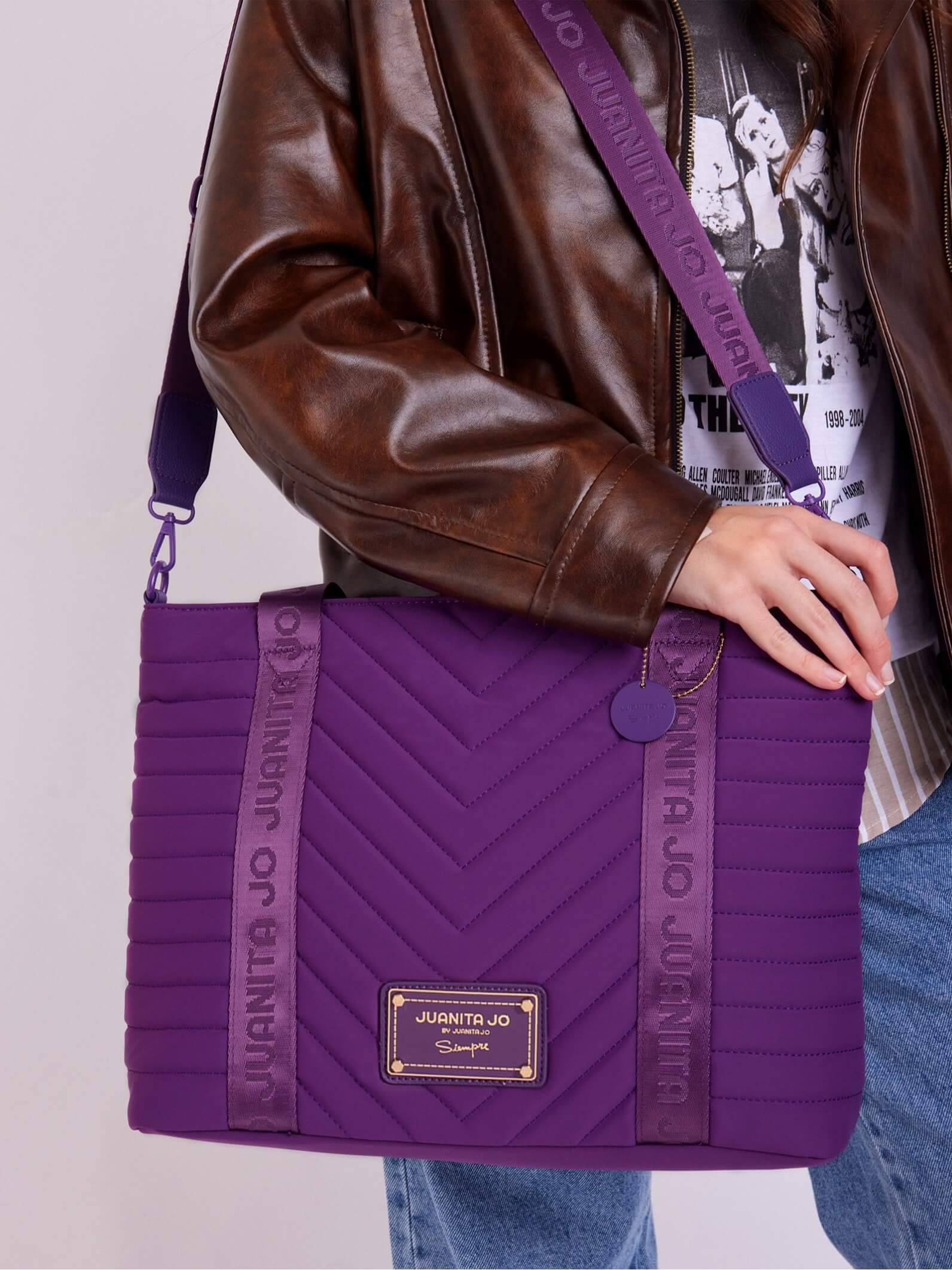 Cartera violeta Ivy