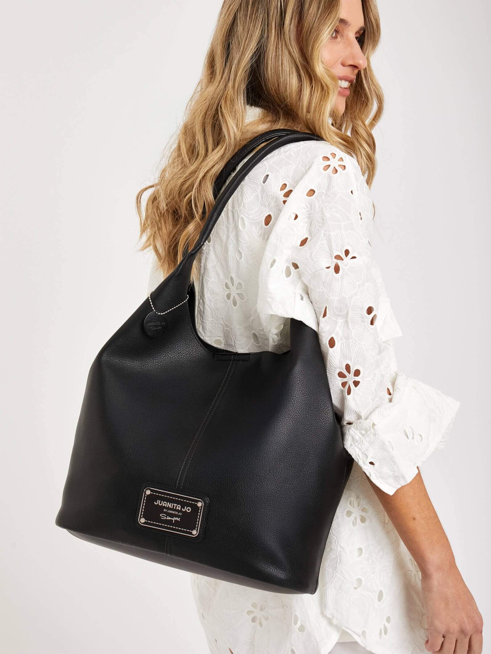 Cartera negra Málaga