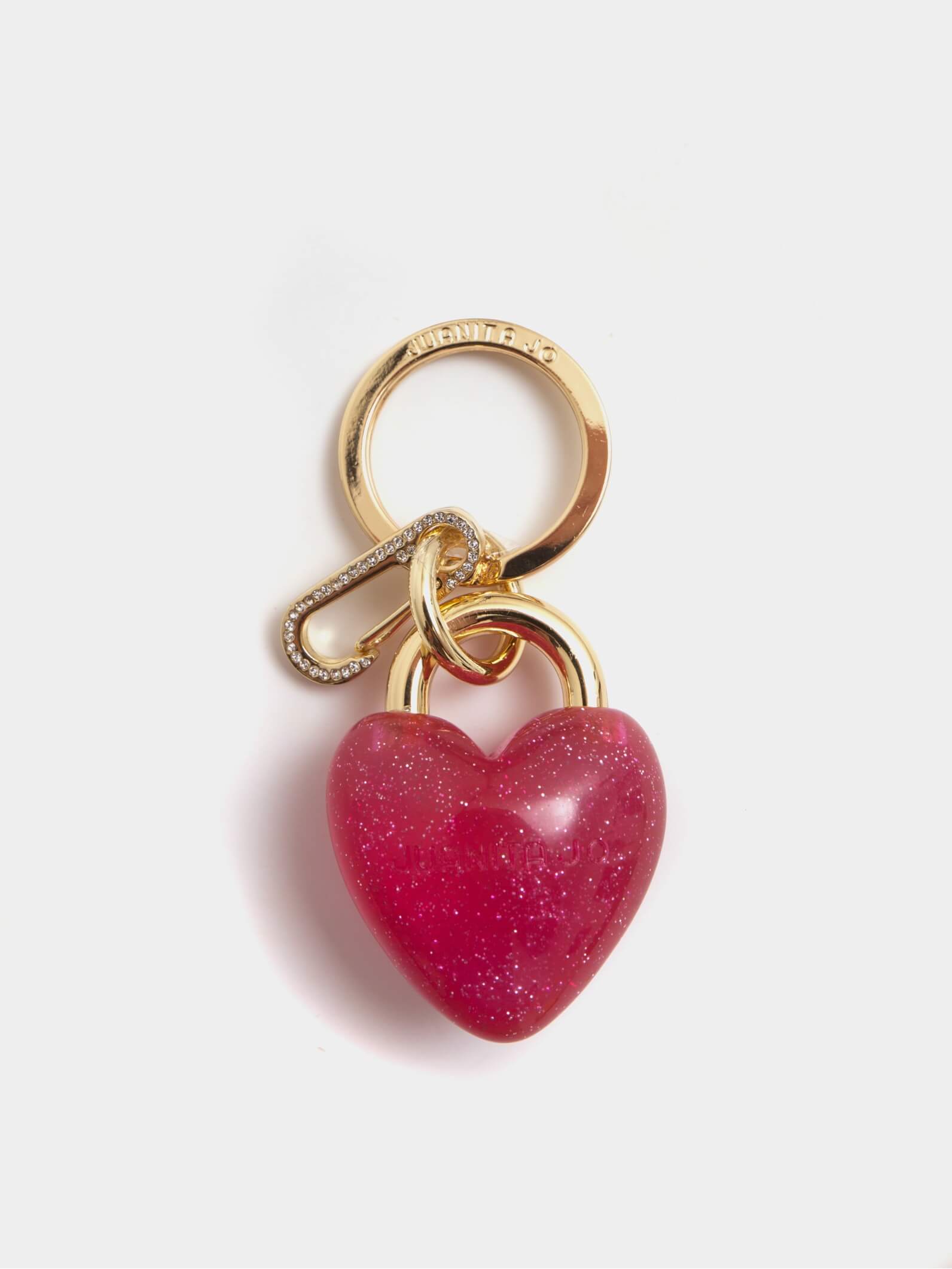 LLavero y charm de corazón fucsia