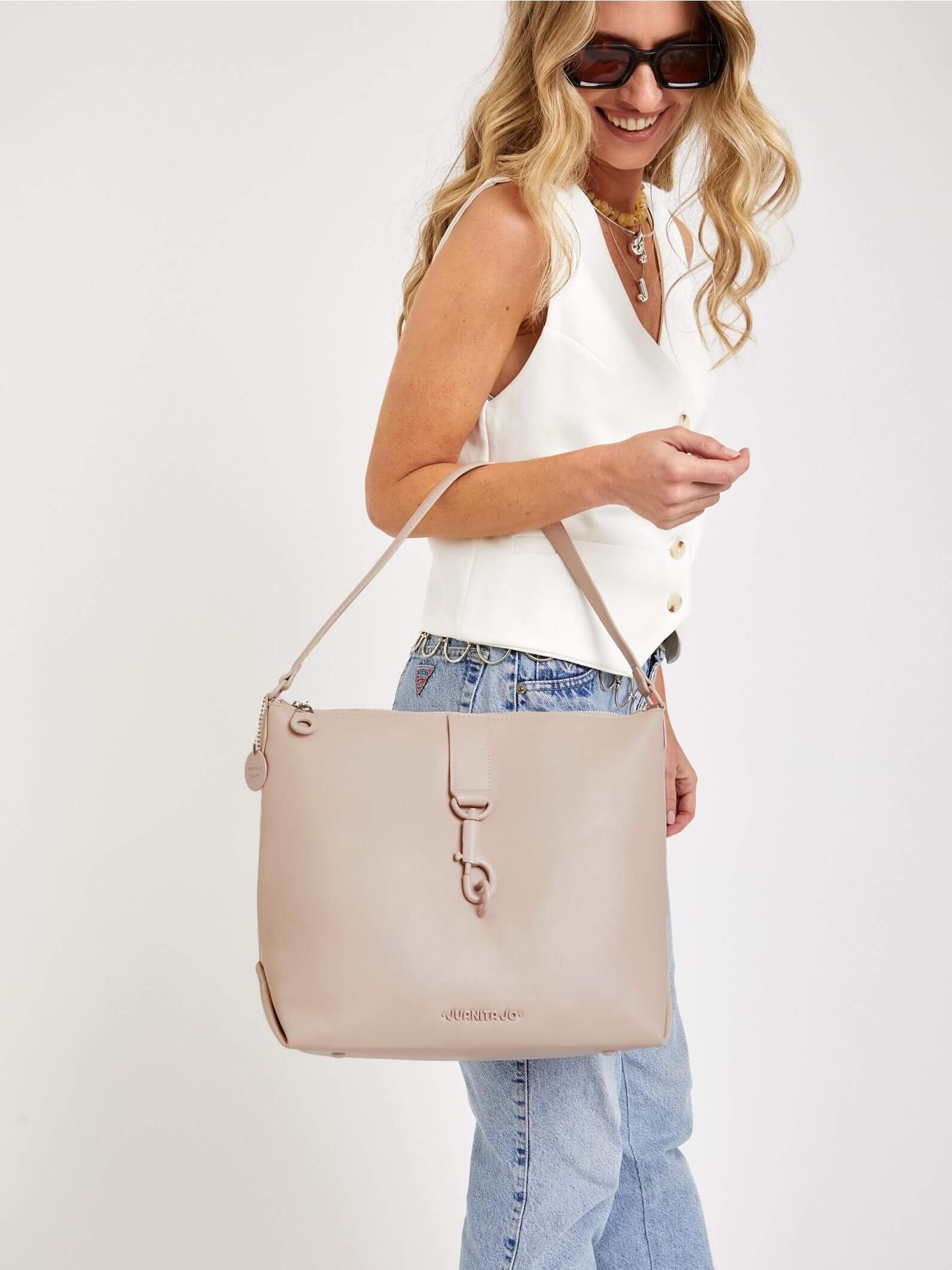 Cartera nude Ferrara