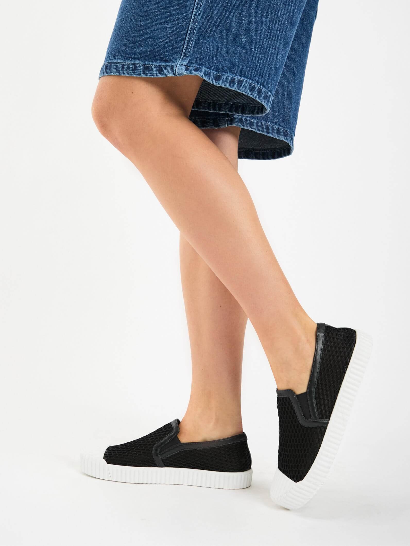 Zapatillas Slip-on negra Filippa