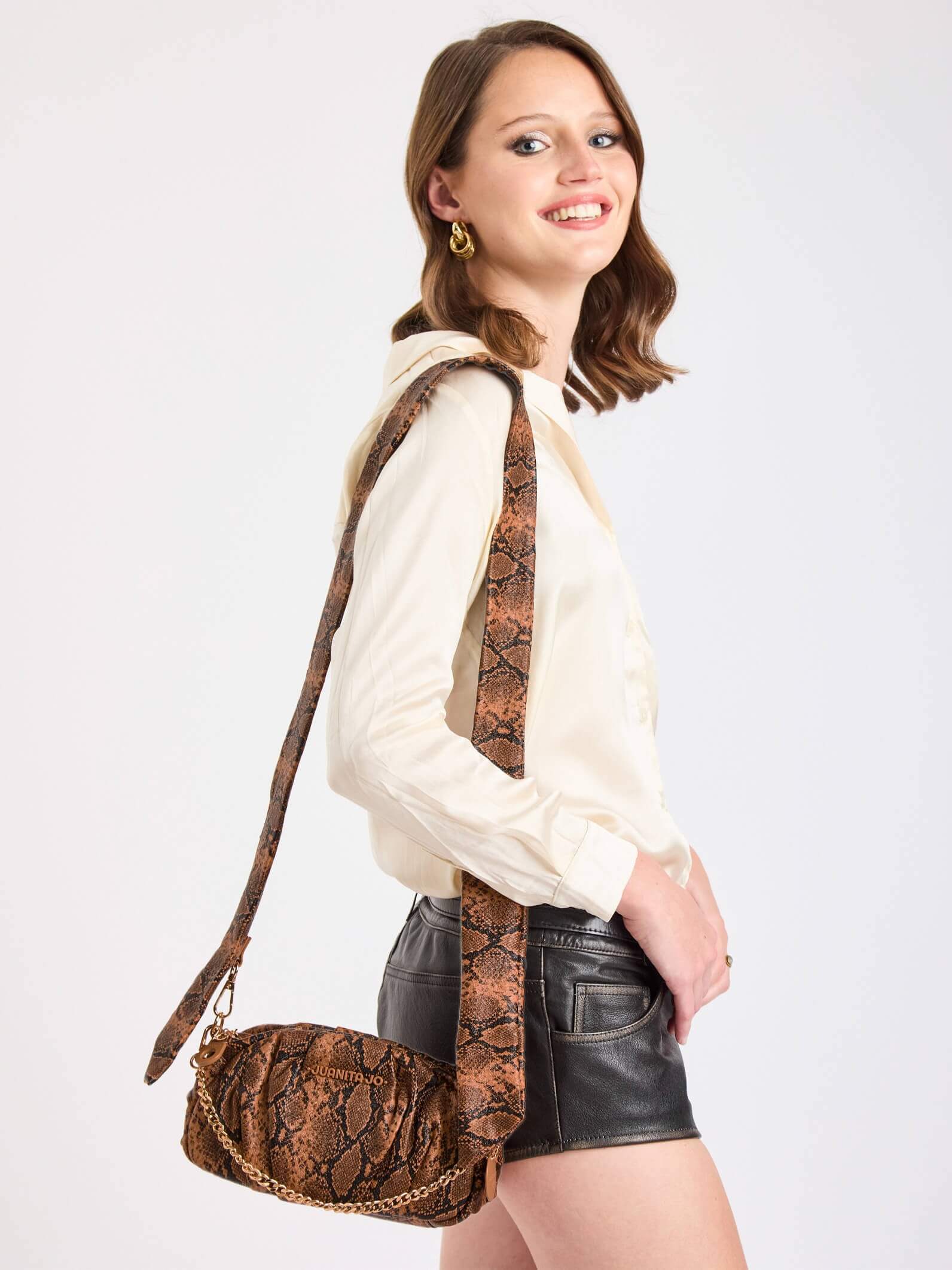 Bandolera reptil Naila