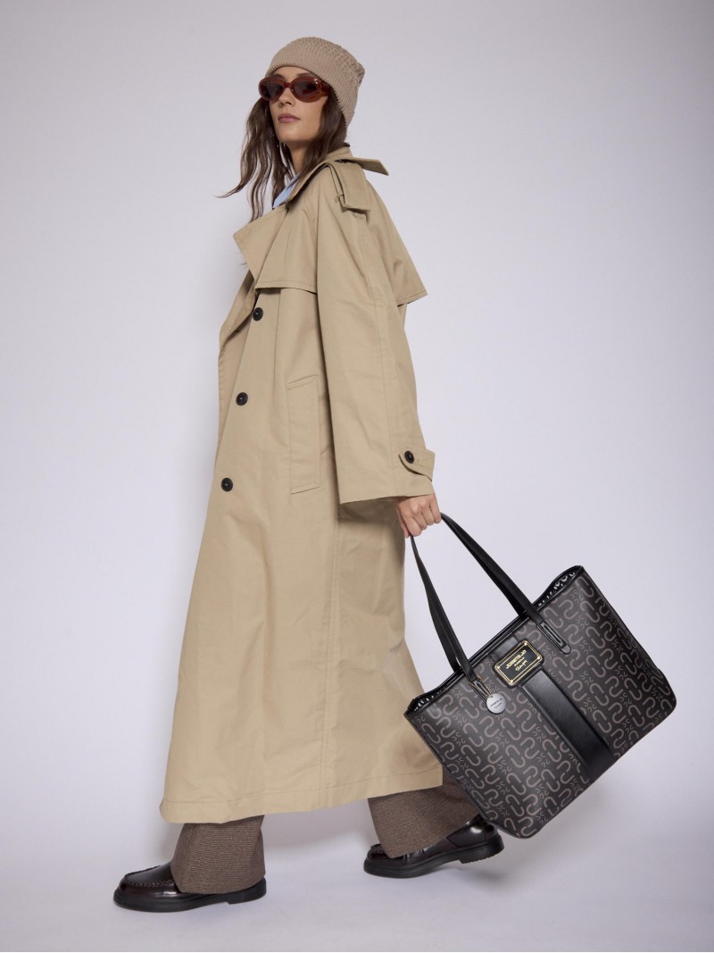 Cartera Shopper con herrajes dorados Monogram