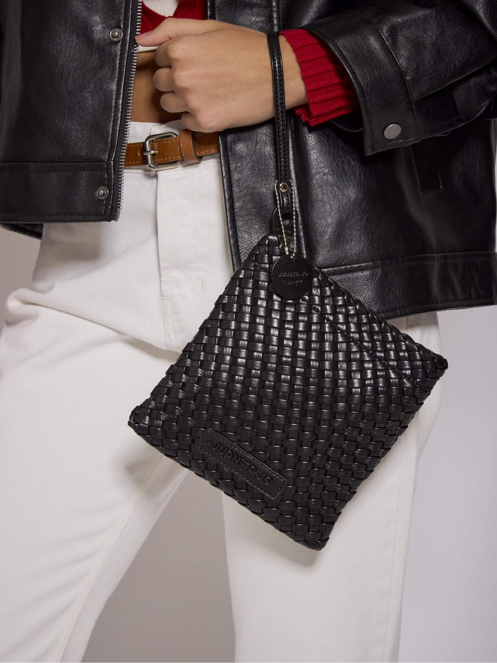 Pouch cuadrado Negro Lazo
