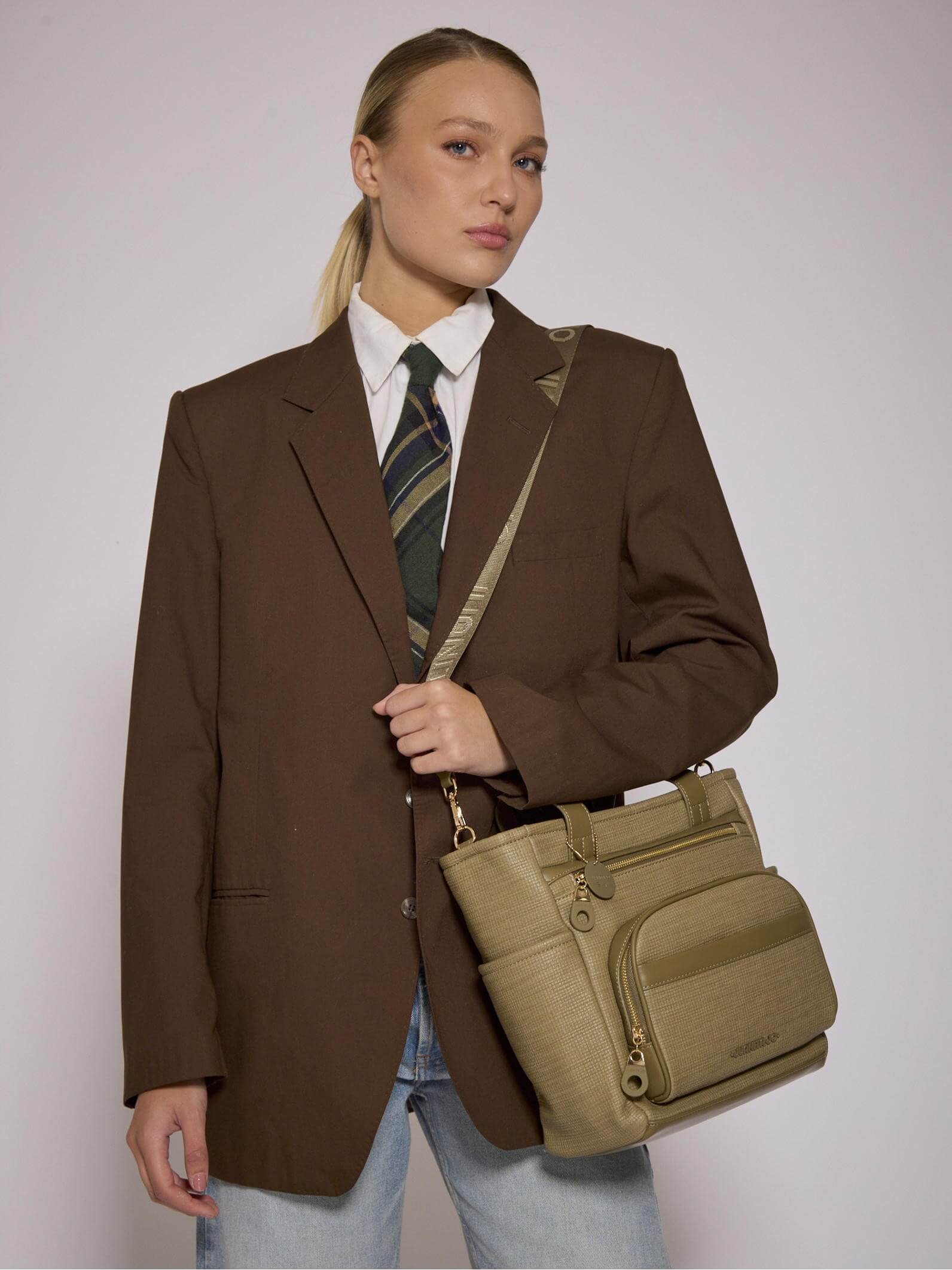 Cartera Mediana Verde Diana