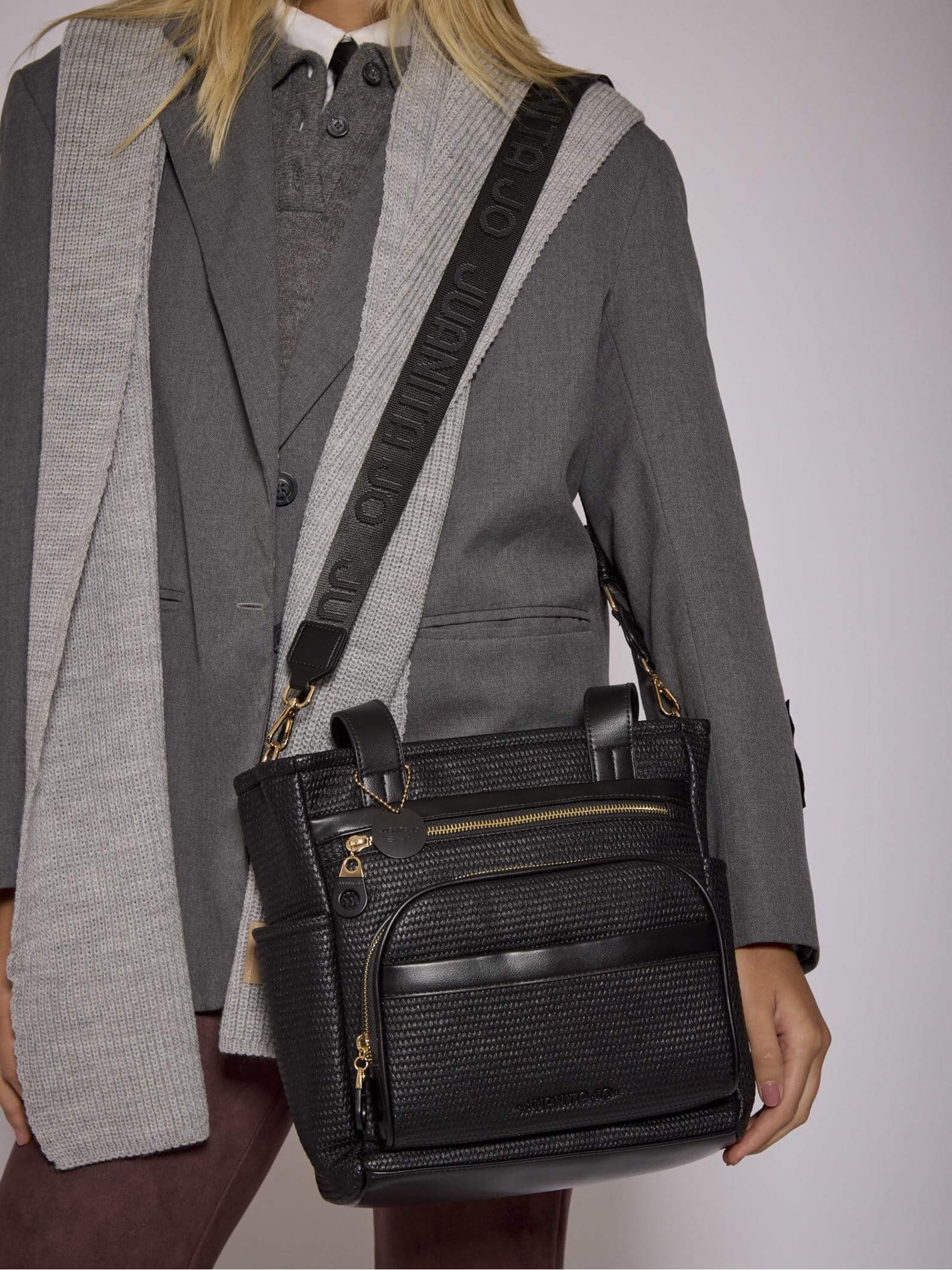Cartera Negra Mediana Diana
