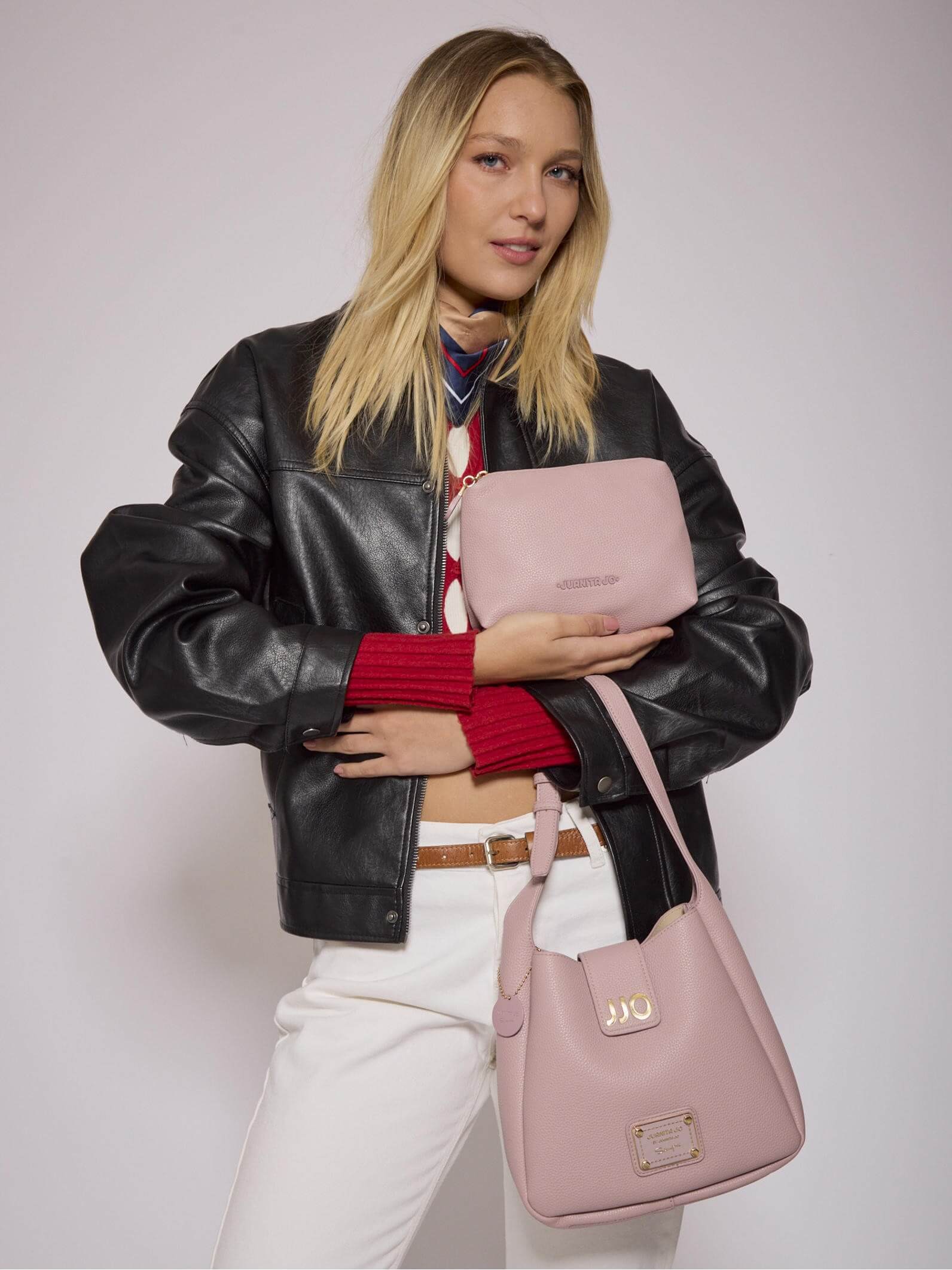 Cartera Rosa tipo Bucket Chica Lina