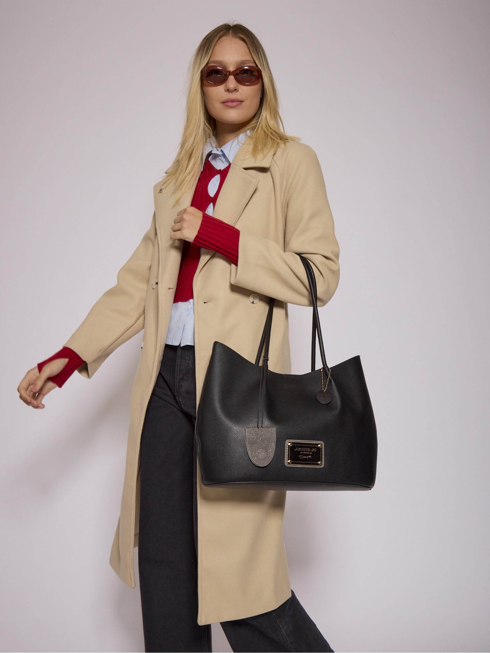 Cartera Shopper Negra Grande Alma