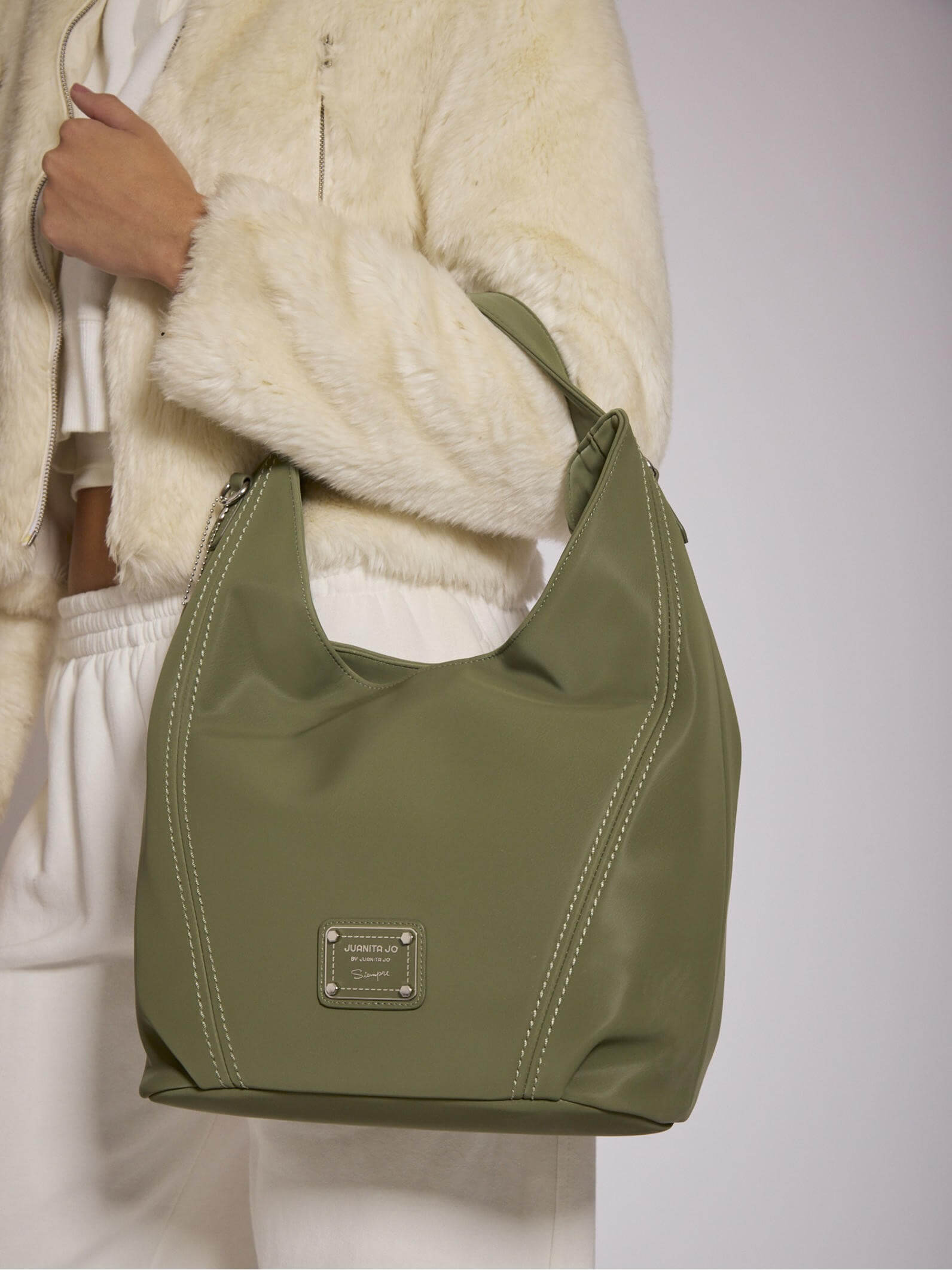 Cartera tipo Hobo Verde Mediana Nala