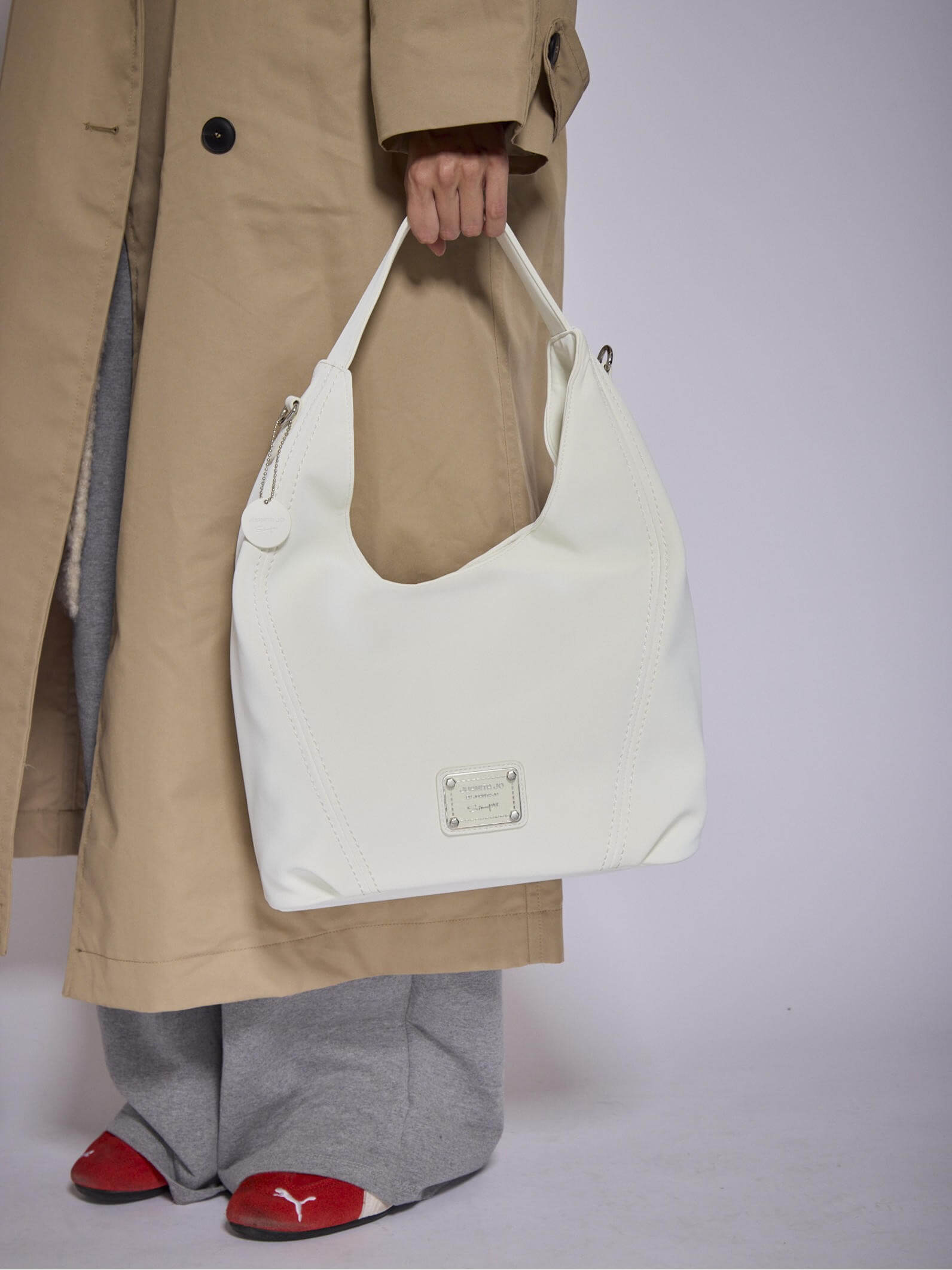 Cartera tipo Hobo Blanca Mediana Nala