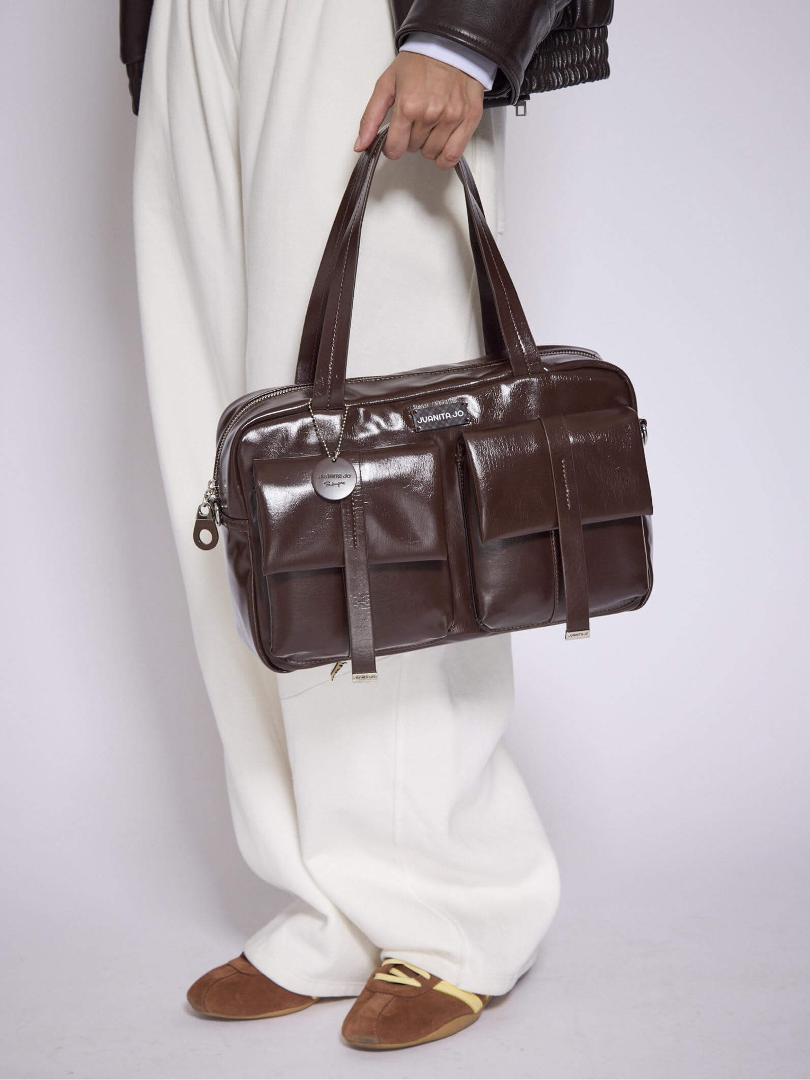 Cartera Grande color Cacao Roxie