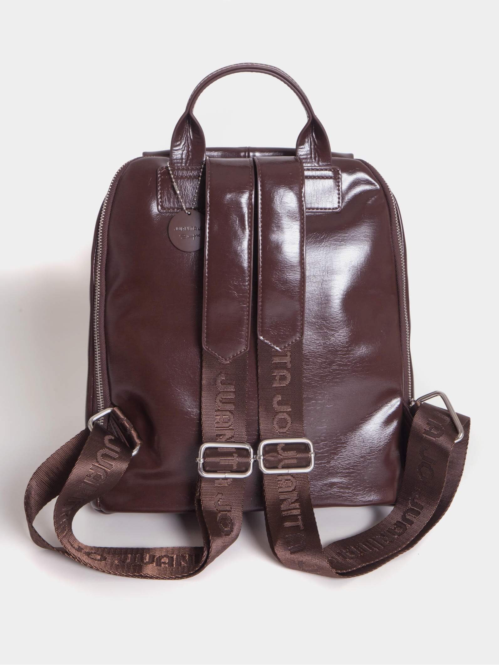 Mochila Cacao efecto Charol Roxie