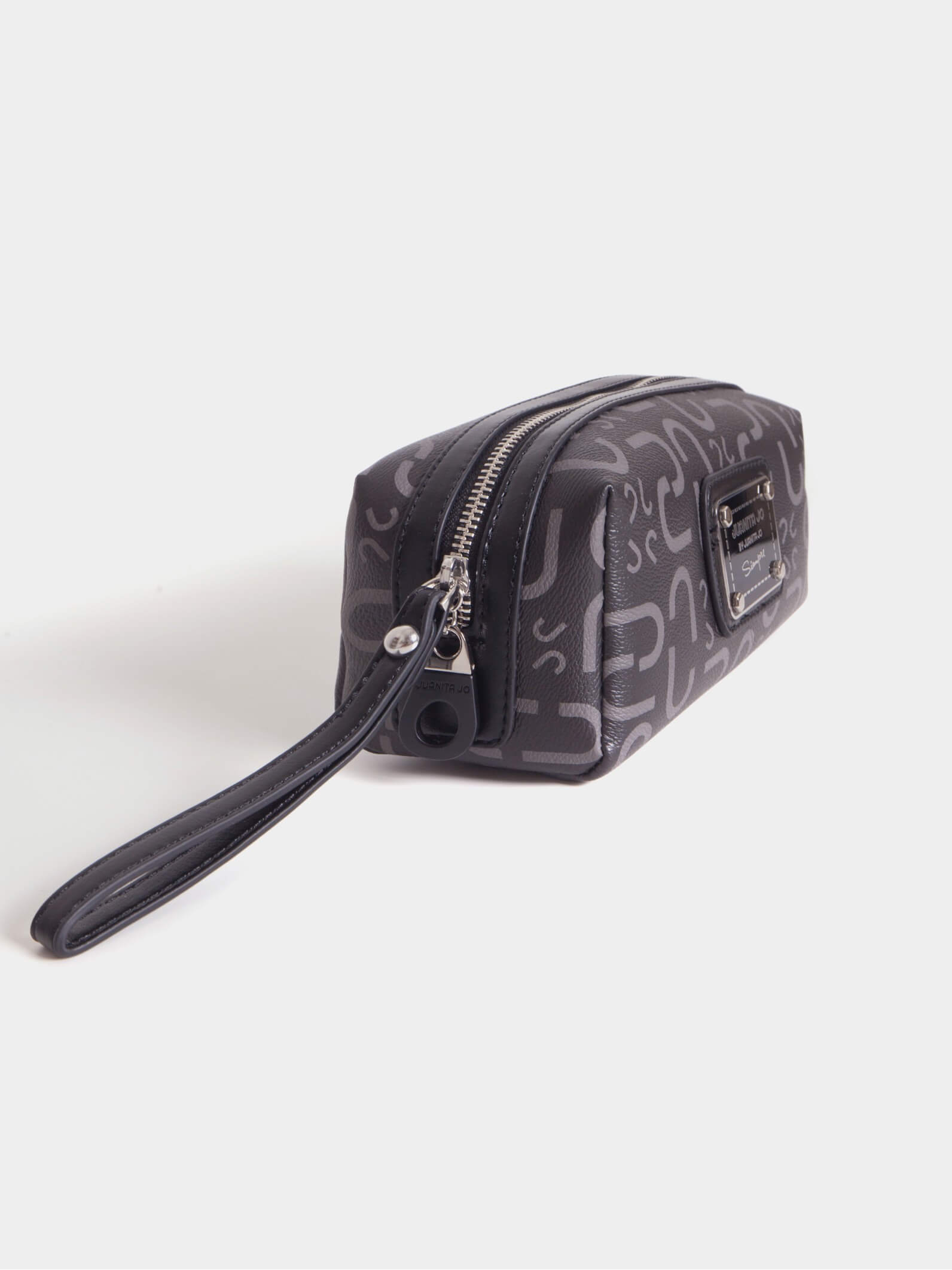 Neceser con herrajes plateados Monogram
