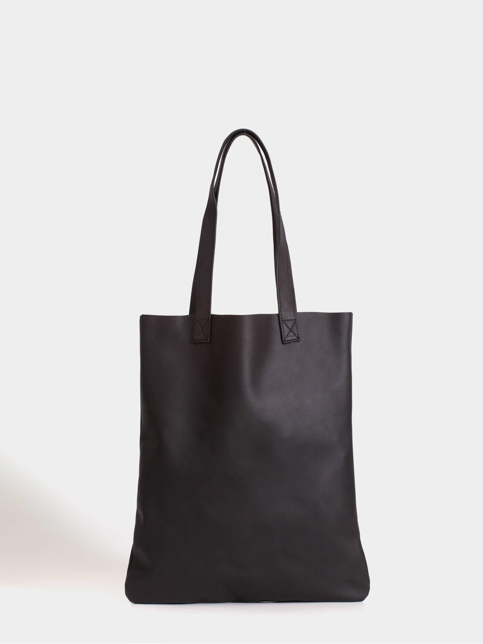 Tote Bag Negra de Cuero Génova