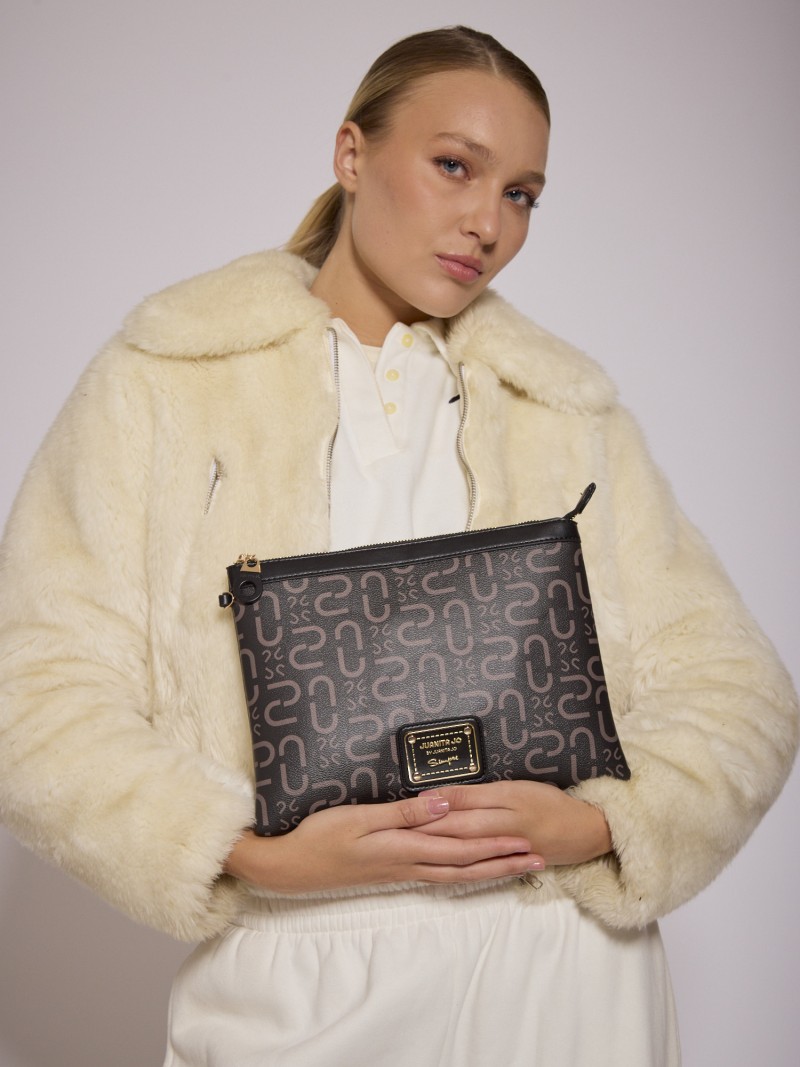 Set Monogram x 3: Cartera Shopper + Sobre de mano + Neceser