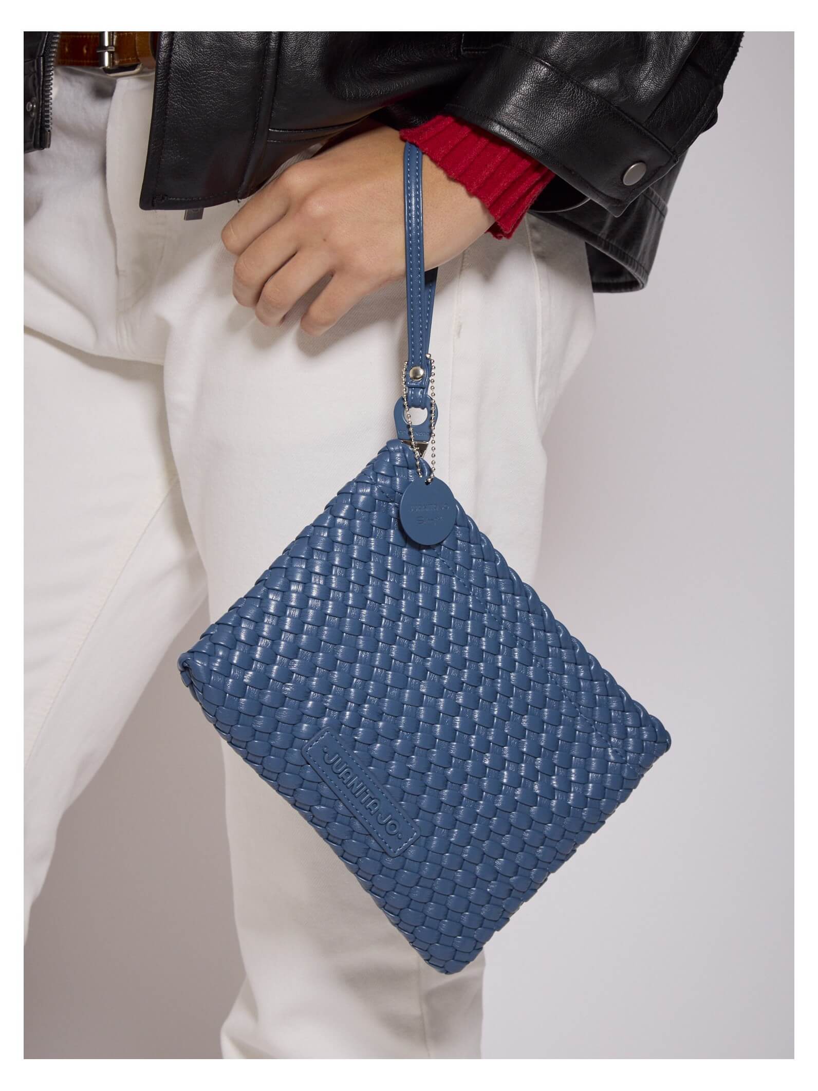 Set Lazo: Cartera mediana + Sobre pouch rectangular Azul