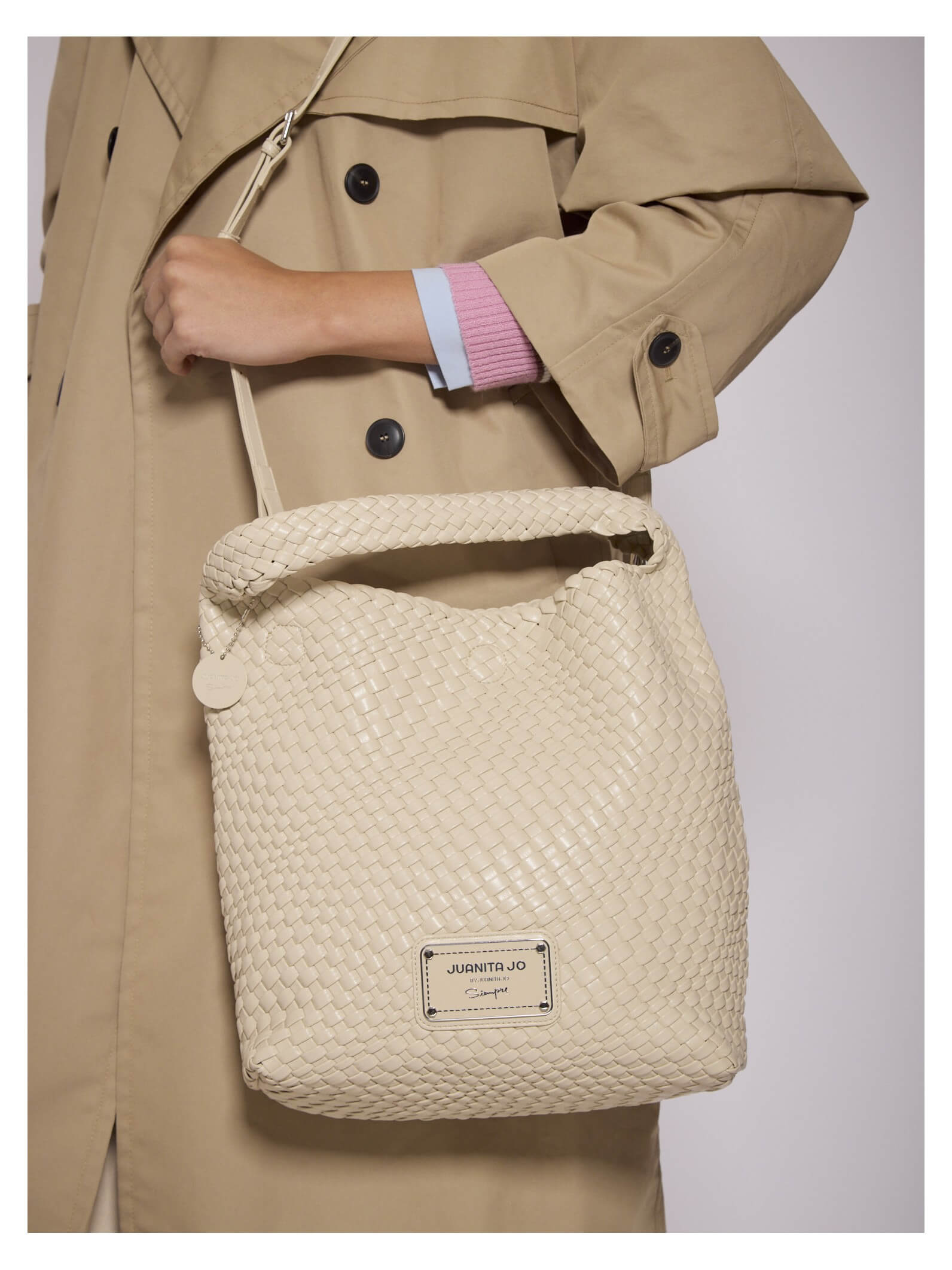Set Lazo: Cartera mediana + Sobre pouch rectangular Crema