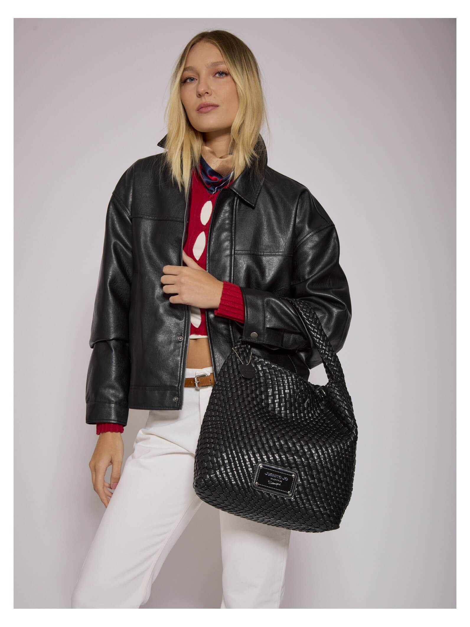 Set Lazo: Cartera mediana + Sobre pouch rectangular Negro