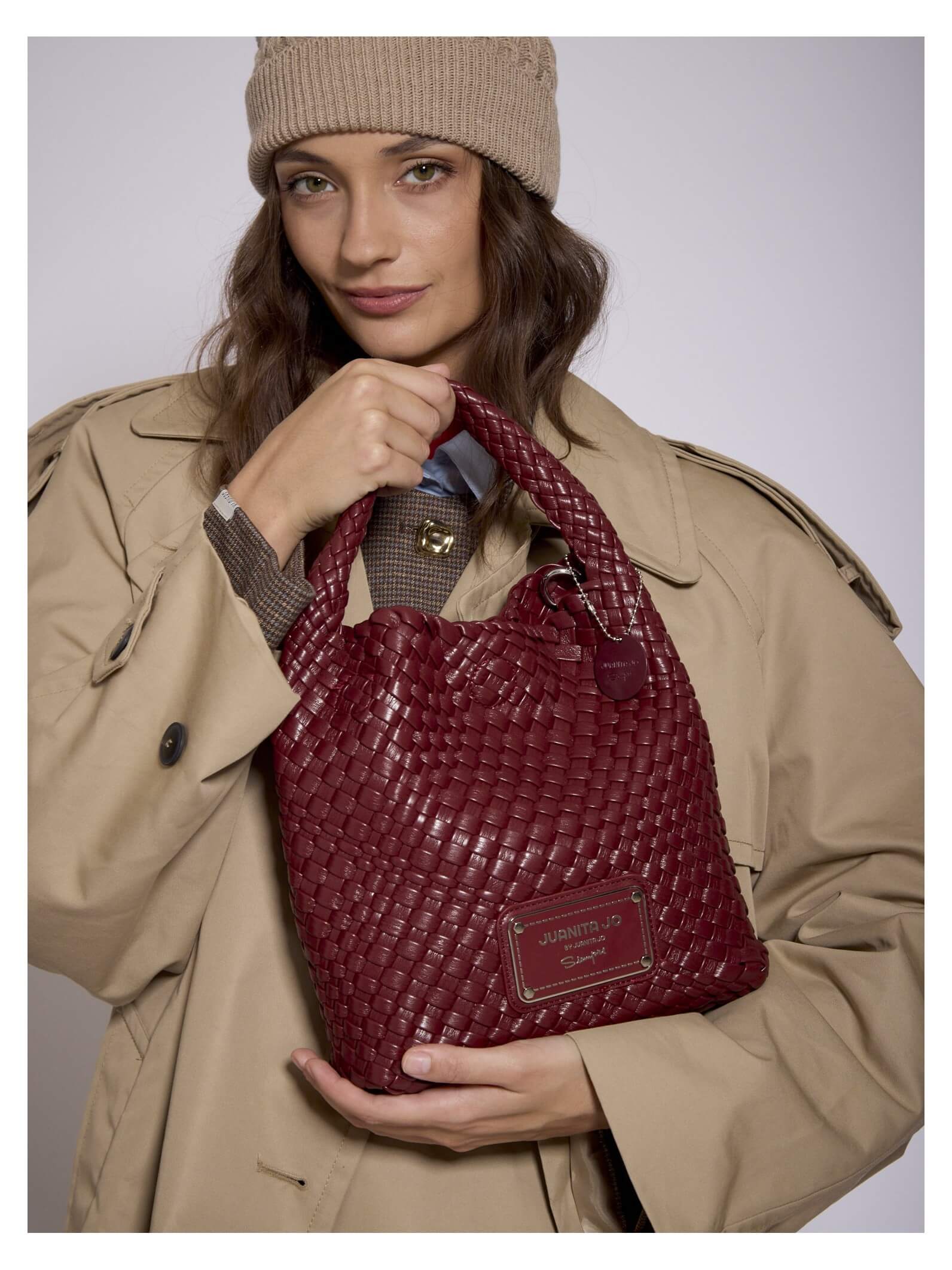 Set Lazo: Cartera chica + Sobre pouch cuadrado Bordó