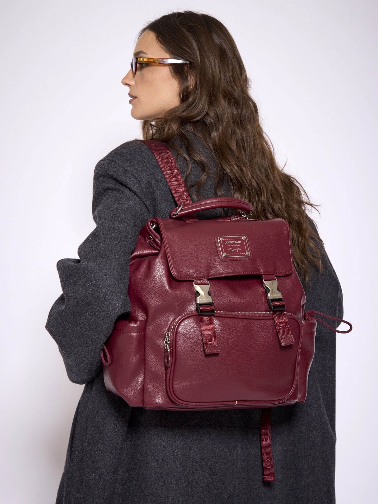 Mochila para notebook 14" bordó mediana Hadar