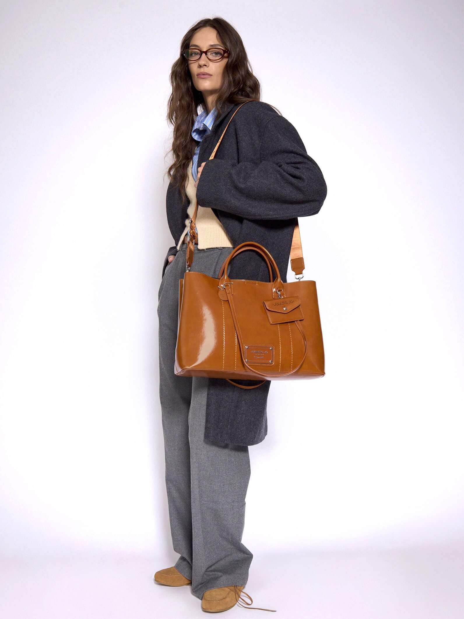 Cartera con porta Notebook color Suela Worky